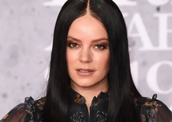 The Horror of a Hollywood Superstar's Home: Hiding in the Closet